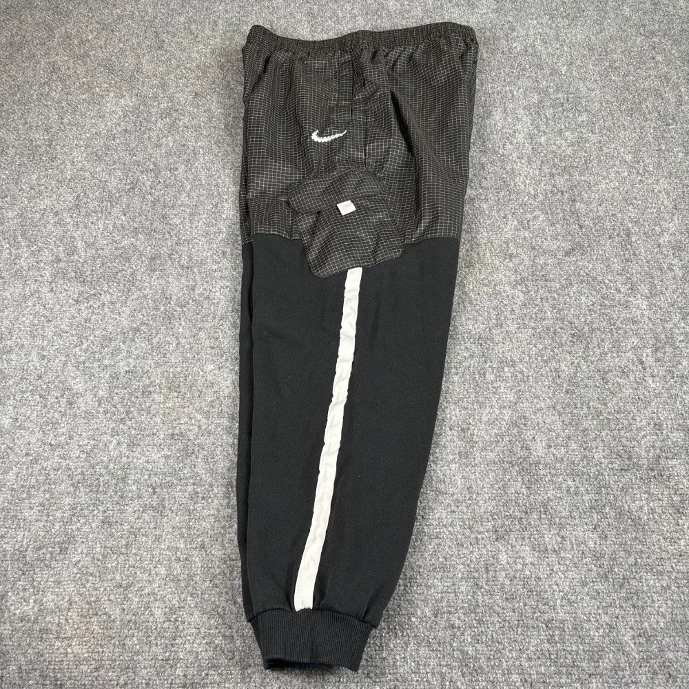 Nike Outdoor Play Hybrid DQ8741 Big Kids XL Black Sweatpants Joggers Track Pants